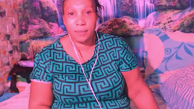 Snapshot of SexcGals chatting on September 2025 07:02:02 PM SexcGals online show from September 2025 07:02:02 PM