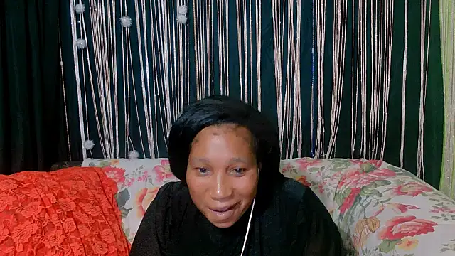 Snapshot of SexcGals chatting on October 2025 07:29:02 PM SexcGals online show from October 2025 07:29:02 PM