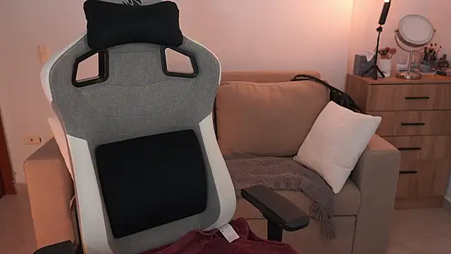 anyacutex online show from February 2026 08:03:02 PM