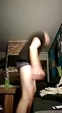 wariacik0024 online show from December 2024 11:47:02 PM