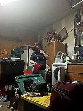 Snapshot of lilbishmiss chatting on October 2025 06:35:02 AM lilbishmiss online show from October 2025 06:35:02 AM