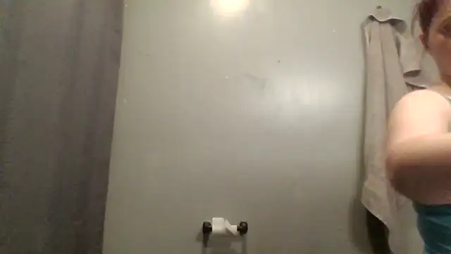 Snapshot of lilbishmiss chatting on November 2025 03:49:02 AM lilbishmiss online show from November 2025 03:49:02 AM