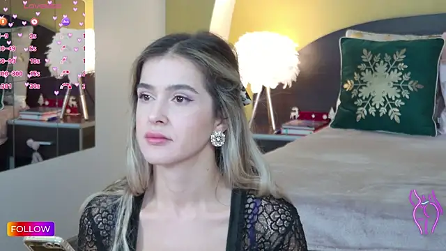 Snapshot of Sarah-Hart chatting on December 2024 05:17:02 AM Sarah-Hart online show from December 2024 05:17:02 AM