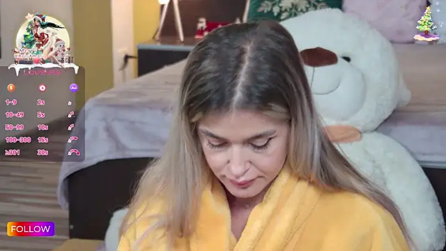Snapshot of Sarah-Hart chatting on December 2024 12:49:01 PM Sarah-Hart online show from December 2024 12:49:01 PM