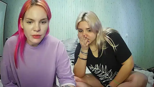ChrisGirls online show from January 2025 12:18:01 PM