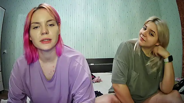 ChrisGirls online show from January 2025 02:39:01 PM