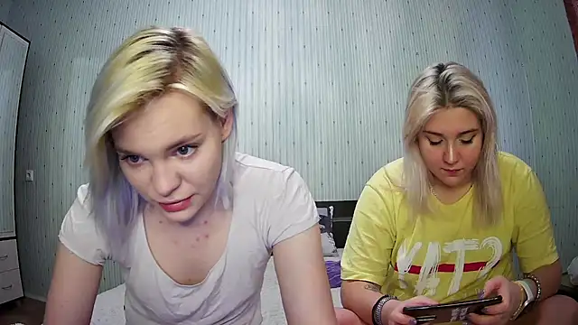 ChrisGirls online show from January 2025 09:02:02 AM