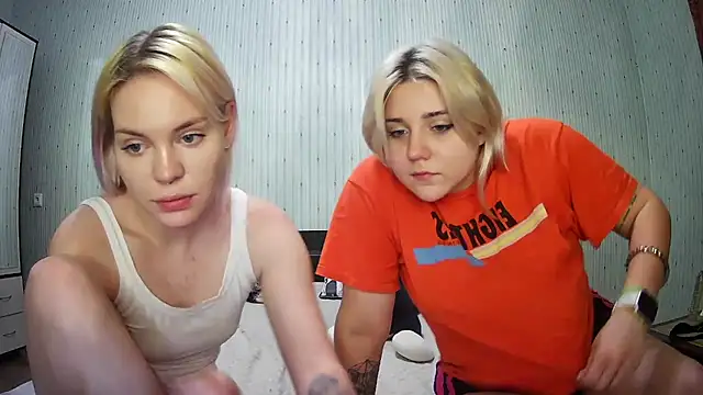 ChrisGirls online show from January 2025 02:41:01 PM
