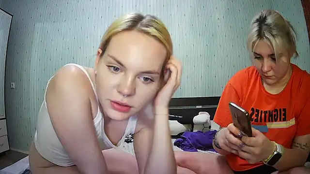 ChrisGirls online show from January 2025 05:44:02 PM