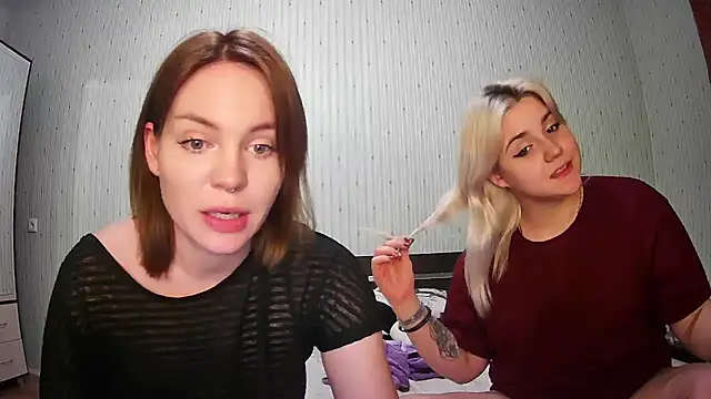 ChrisGirls online show from January 2025 05:17:01 PM