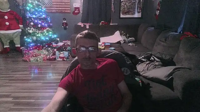 Snapshot of MysteriousFire23 chatting on December 2024 10:06:01 PM MysteriousFire23 online show from December 2024 10:06:01 PM