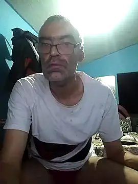 hugosafado333 online show from March 2025 02:53:02 AM