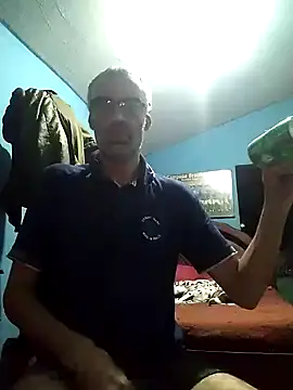 hugosafado333 online show from March 2025 08:59:01 AM