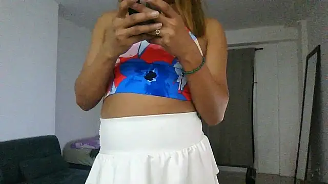 Snapshot of Yerucita chatting on June 2026 12:59:02 AM Yerucita online show from June 2026 12:59:02 AM