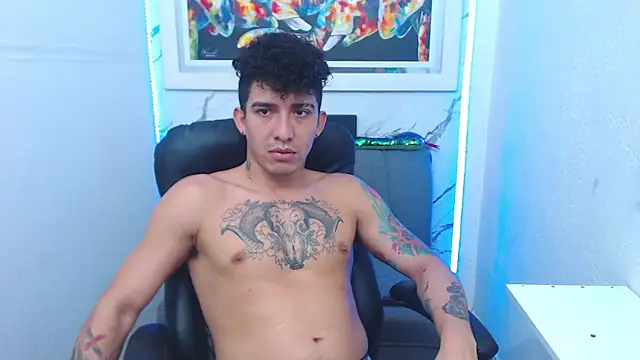 Snapshot of targuerian22 chatting on October 2025 01:53:02 AM targuerian22 online show from October 2025 01:53:02 AM