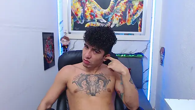 Snapshot of targuerian22 chatting on October 2025 12:11:02 AM targuerian22 online show from October 2025 12:11:02 AM