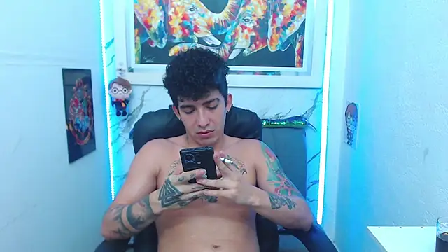 Snapshot of targuerian22 chatting on November 2025 06:25:02 AM targuerian22 online show from November 2025 06:25:02 AM