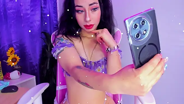 Snapshot of hanna__azumi chatting on December 2024 03:49:01 AM hanna azumi online show from December 2024 03:49:01 AM