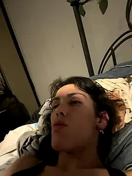 Snapshot of Zairaisak chatting on November 2025 03:05:02 AM Zairaisak online show from November 2025 03:05:02 AM