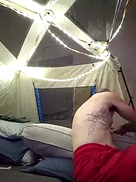 Snapshot of lit702 chatting on October 2025 10:49:02 AM lit702 online show from October 2025 10:49:02 AM