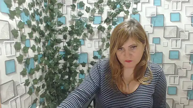 DaniellaKiss online show from February 2025 05:09:01 PM