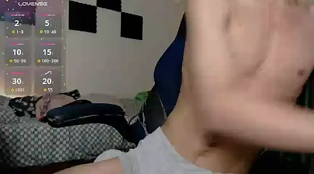 Snapshot of bryamado69 chatting on March 2025 03:45:01 AM bryamado69 online show from March 2025 03:45:01 AM
