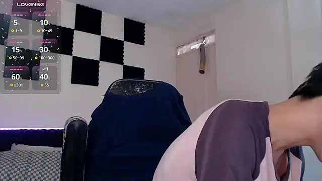 bryamado69 online show from September 2025 02:32:01 PM