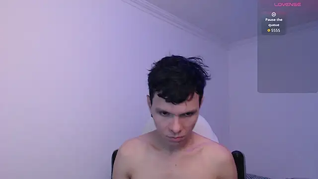 bryamado69 online show from March 2026 08:25:01 PM