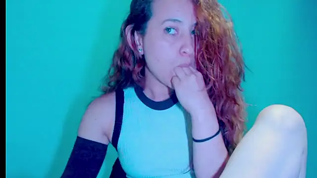 zoe jones3 online show from February 2025 02:37:02 AM