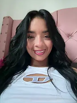 Snapshot of Laura_fernandezII chatting on March 2025 10:42:01 PM Laura fernandezII online show from March 2025 10:42:01 PM