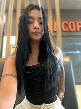 Snapshot of Laura_fernandezII chatting on September 2025 03:13:01 PM Laura fernandezII online show from September 2025 03:13:01 PM