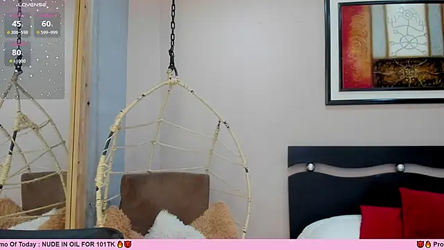 Snapshot of LenaRuiz_ chatting on February 2025 06:24:01 PM LenaRuiz online show from February 2025 06:24:01 PM