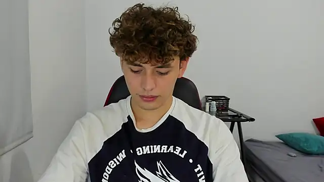 dani 2226 online show from December 2024 07:43:01 AM