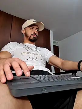 MAXIMUS MASTE3 online show from March 2025 10:42:01 PM