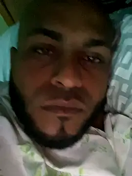 islandvybee55 online show from September 2025 06:19:02 AM