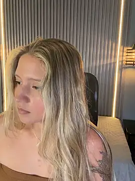 MiaPetit  online show from October 2025 09:13:02 PM