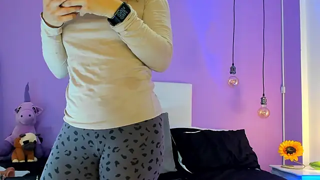 Charlotte11-11 online show from October 2025 02:26:01 PM