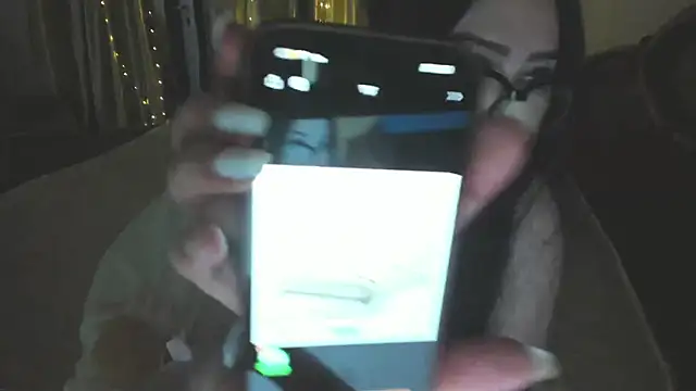 Snapshot of cutie_sakura chatting on December 2024 09:47:02 PM cutie sakura online show from December 2024 09:47:02 PM