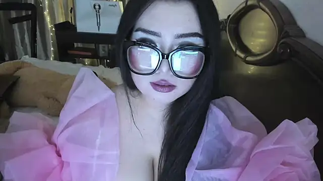 Snapshot of cutie_sakura chatting on January 2025 03:44:01 PM cutie sakura online show from January 2025 03:44:01 PM