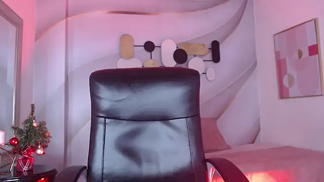 LessBoobs gh online show from December 2024 06:28:02 PM