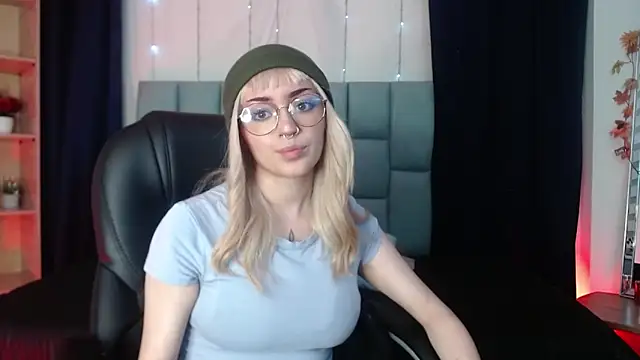 LessBoobs gh online show from March 2025 11:25:02 AM
