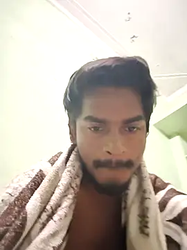Snapshot of Vamshihyd chatting on July 2026 01:41:02 AM Vamshihyd online show from July 2026 01:41:02 AM