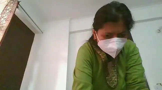 cutiecatty21 online show from December 2024 08:37:02 AM