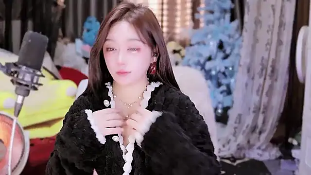 Missy Nana21 online show from February 2025 04:33:01 PM