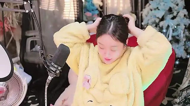 Missy Nana21 online show from November 2025 04:18:01 PM