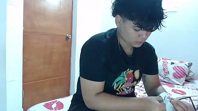 Snapshot of SHARLOTTE_MORGAN chatting on February 2025 04:59:02 AM SHARLOTTE MORGAN online show from February 2025 04:59:02 AM