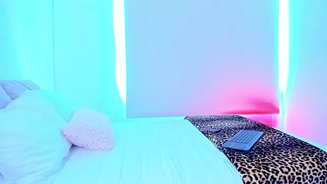 Alexis Rosse online show from April 2026 01:41:01 PM