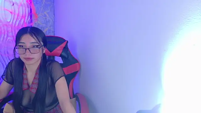  Emmaa Harper online show from October 2025 07:58:01 AM