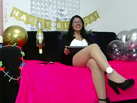 sasha-star11 online show from January 2025 08:00:01 AM