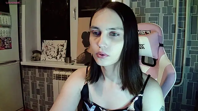 BlackHe4rts  online show from December 2024 03:58:01 PM